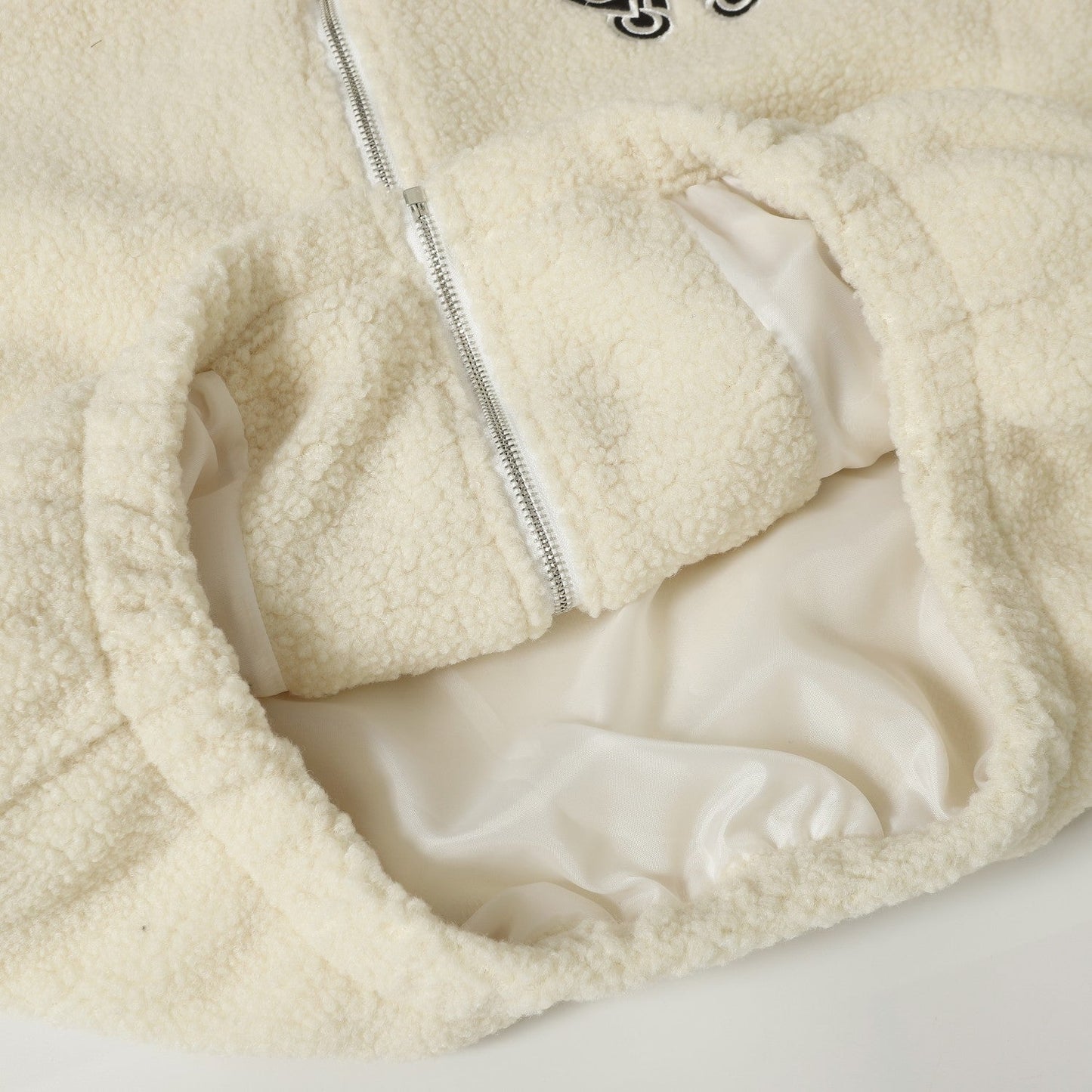 Chrome Hearts ホースシュー刺繍シェルパジャケット - ブラッククリームゴシックコート 825 