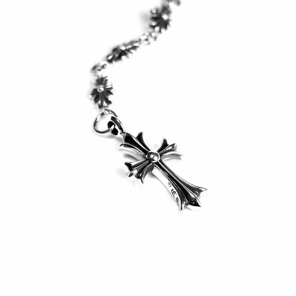 Chrome Hearts クロス＆ベイビーファットチャーム（タイニーE CHプラスチョークチェーン付き）