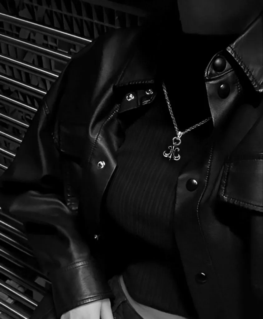 Chrome Hearts BS FLEUR ペンダント（ベイル付き）